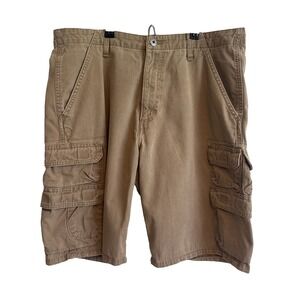 Wrangler Mens Beige Cargo Shorts 34 Pockets Casual Outdoors Utility Hiking